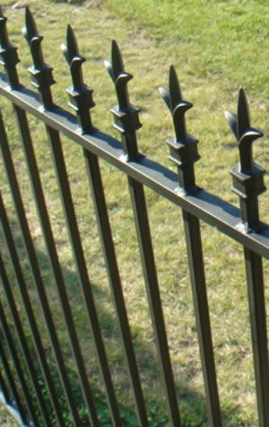 A rod top fence panel with SFF-1 finials 